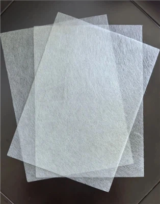 Γιατί το Fiberglass Surface Mat, παρά τη λεπτή και ελαφριά εμφάνισή του, έχει...